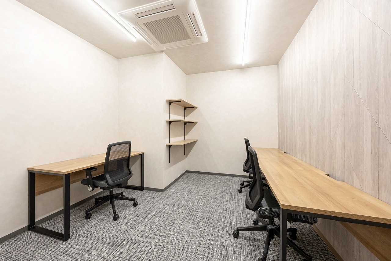 BIZcomfort熊本城前_レンタルオフィス8号室 ©bizcomfort