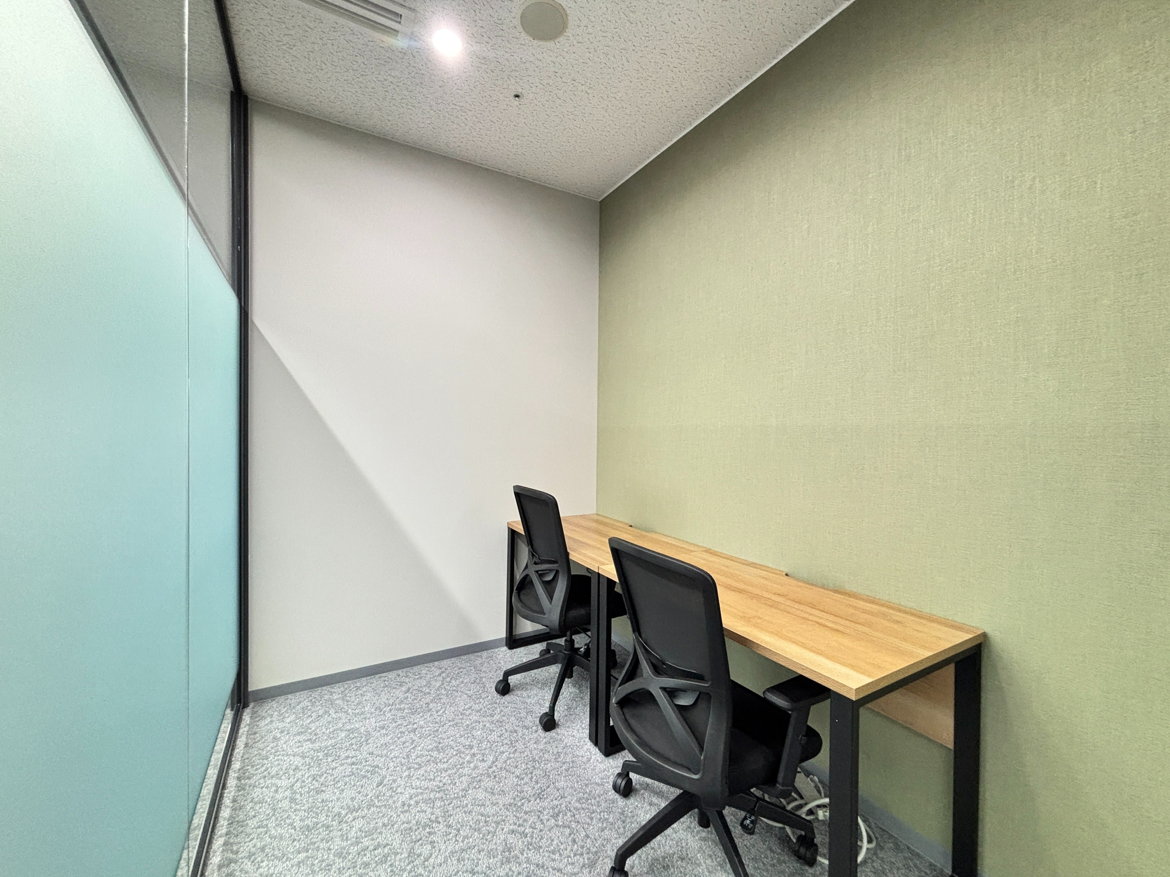 1719_正面_望遠_compressed