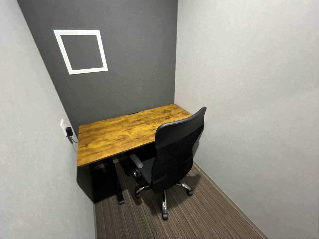 専有部_個室。インターネット環境を完備しています。