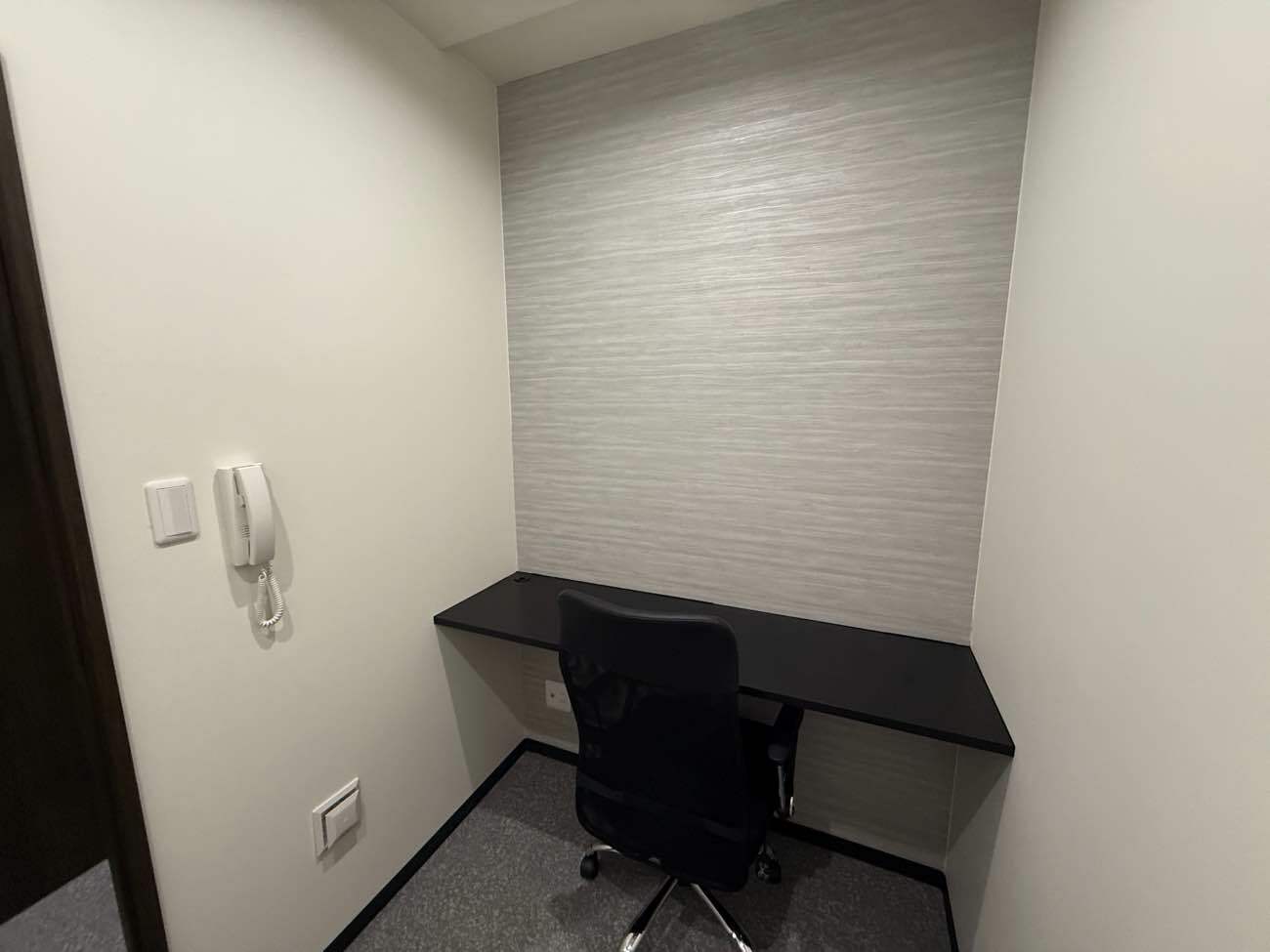 専有部_個室。追加料金なしで登記可能です。