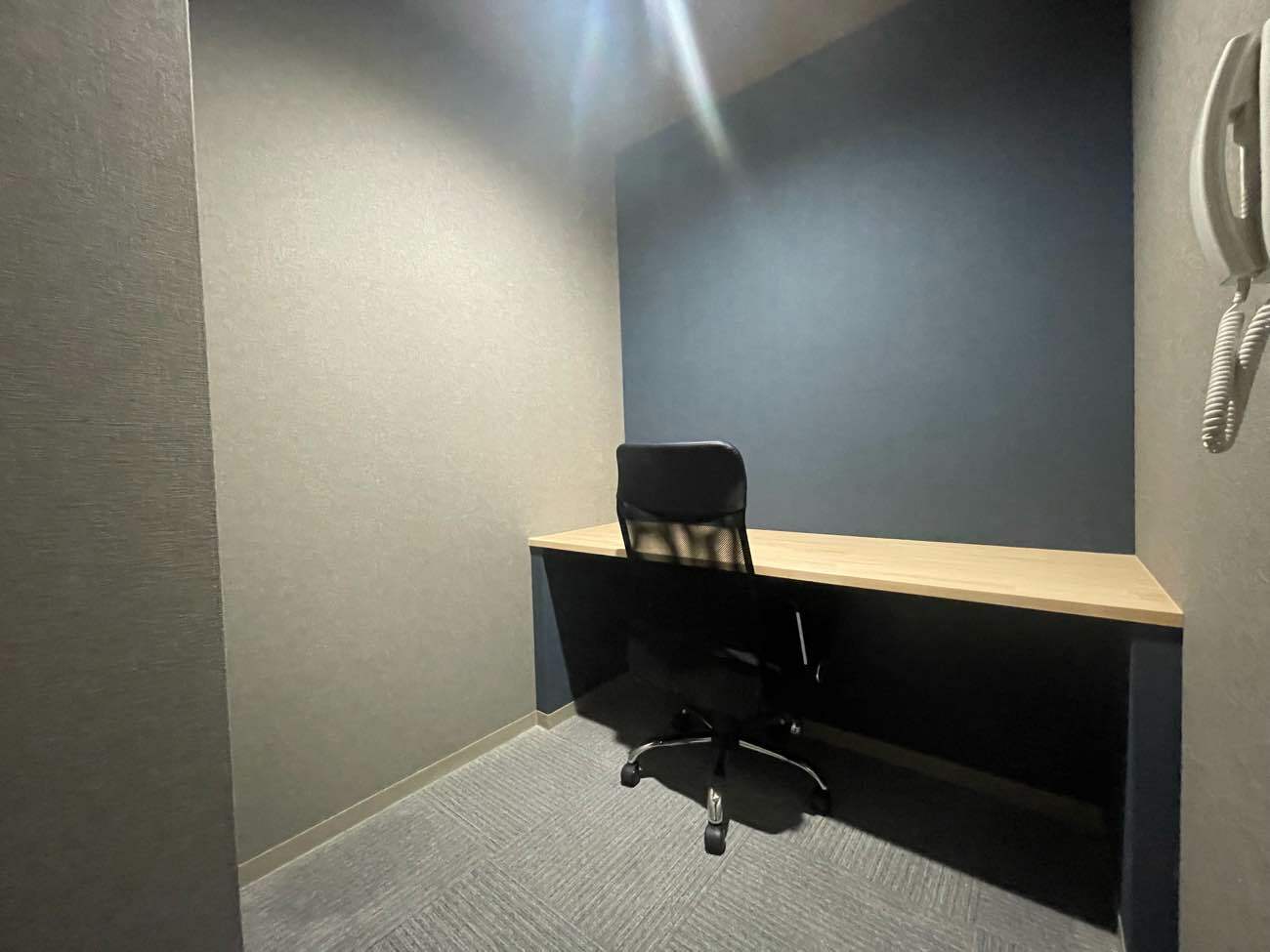 専有部_個室。インターネット環境を完備しています。