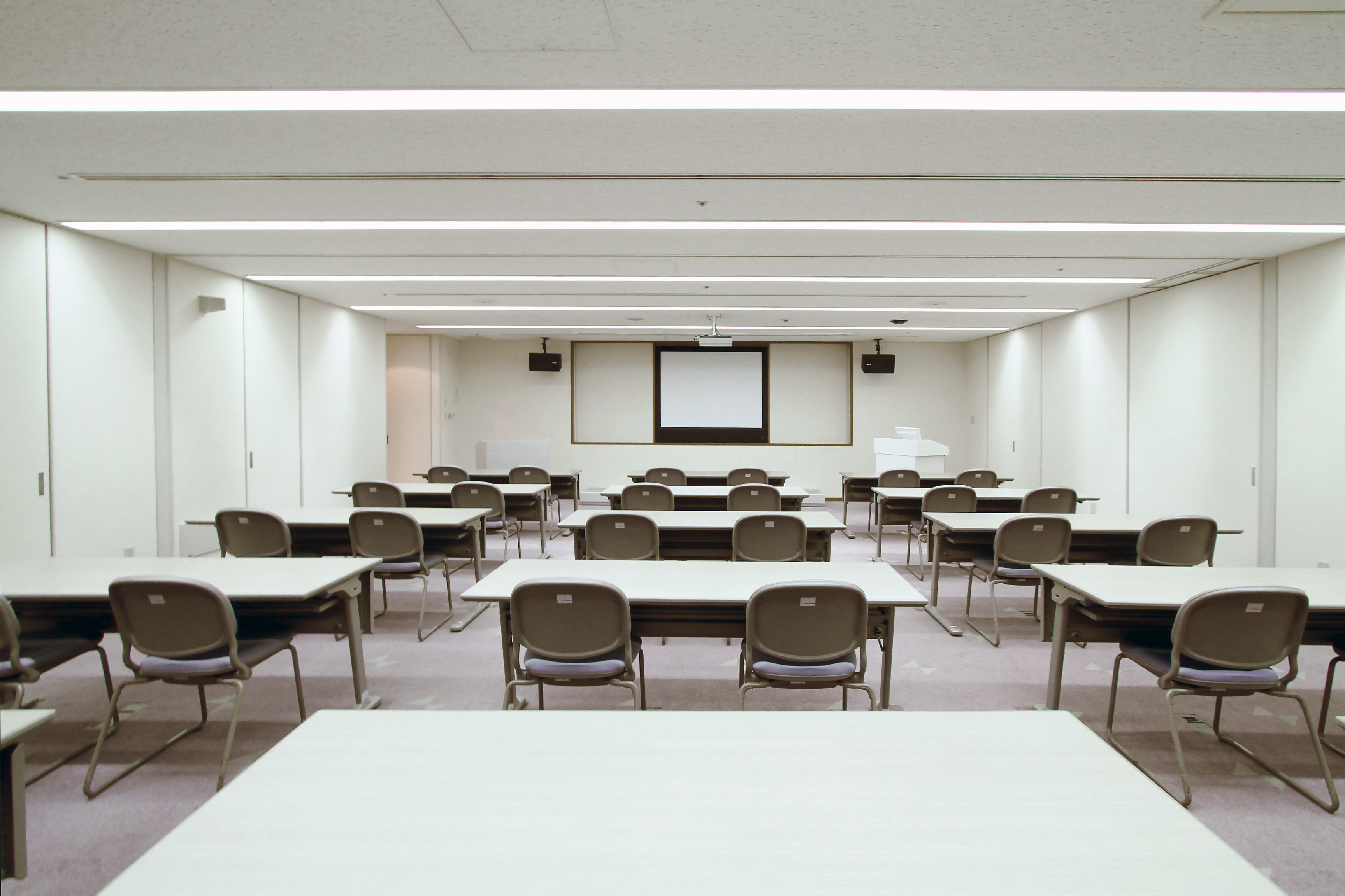 会議室_イベントなどにも使える大会議室です。