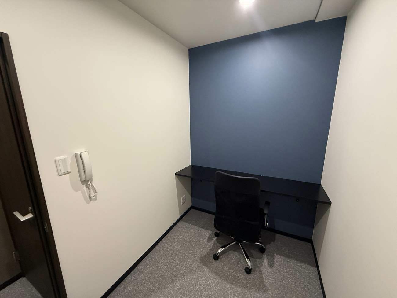 専有部_個室。追加料金なしで登記可能です。