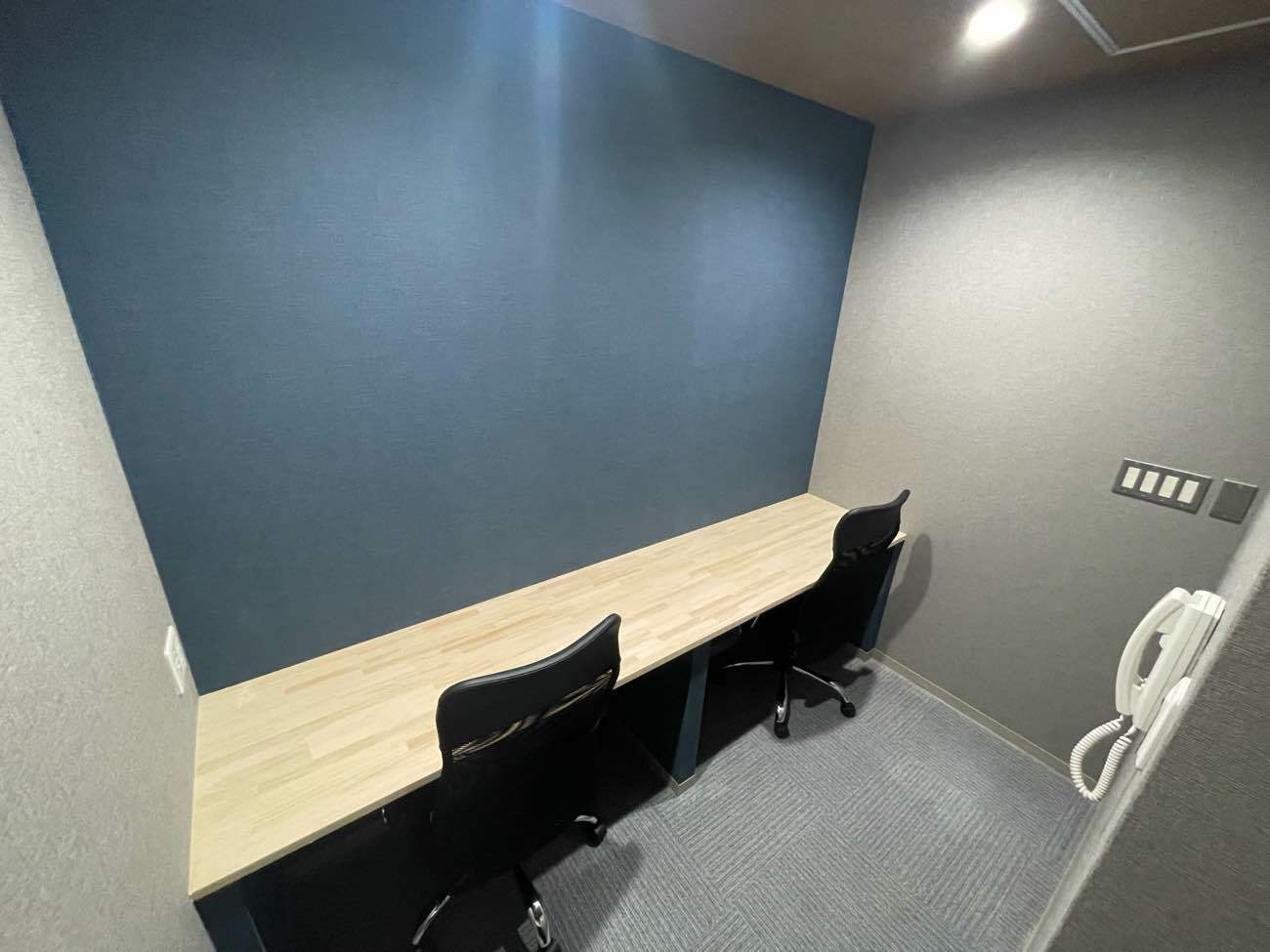 専有部_個室。インターネット環境を完備しています。