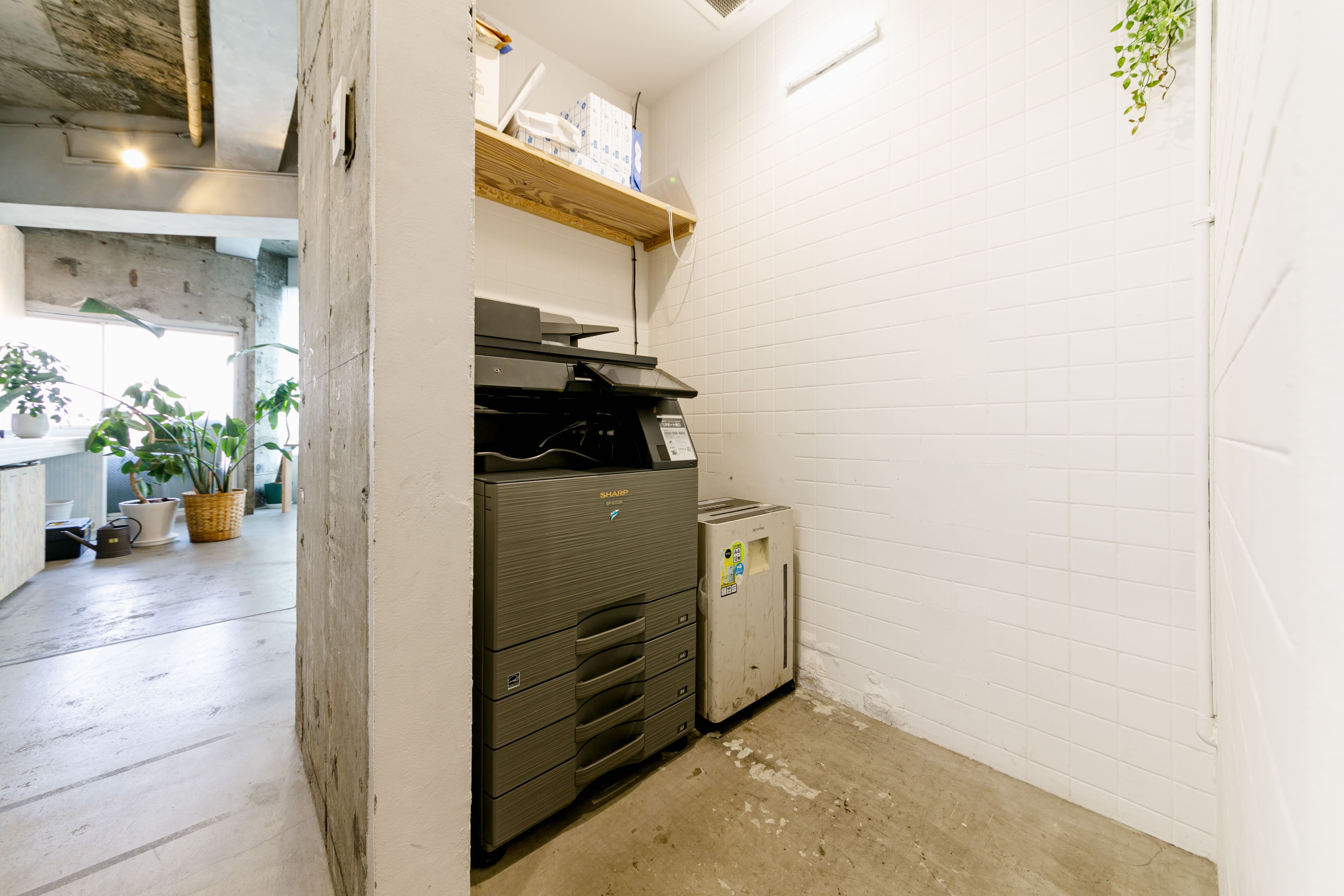 複合機も利用可能。