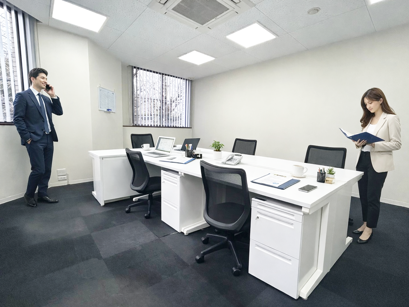 大きな窓が特徴的な開放感あふれるオフィス