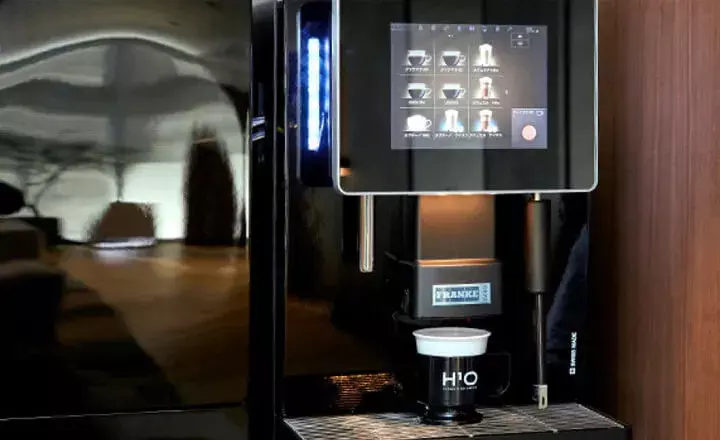 その他_フリードリンク。コーヒーサーバー・ウォーターサーバーが利用できます。※画像はイメージです。ⒸH1O