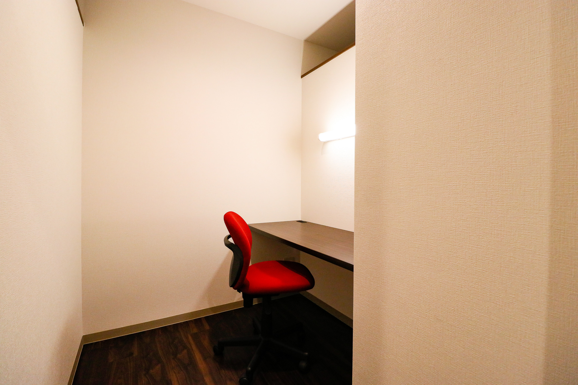 １名用レンタルオフィス