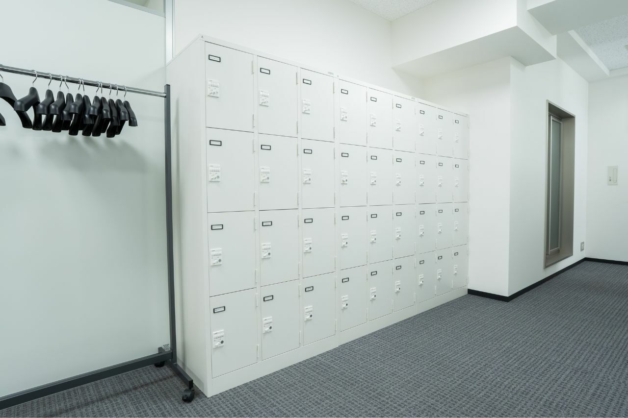 設備_ロッカー。ロッカー利用（有料）も可能で、荷物の管理も可能となっています。
