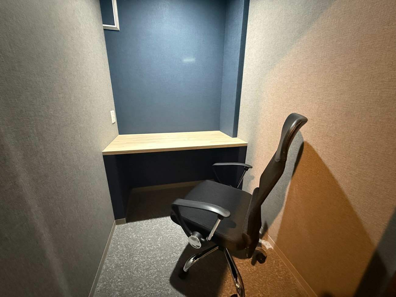 専有部_個室。追加料金なしで登記可能です。