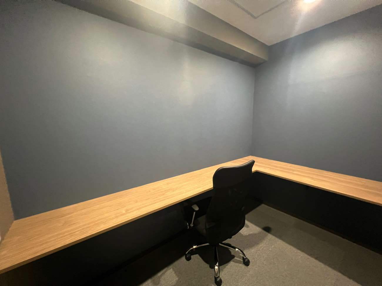 専有部_個室。インターネット環境を完備しています。