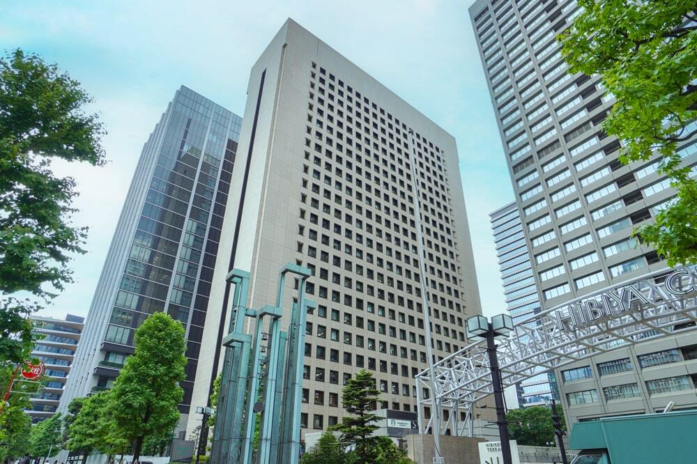 外観_スマートな外観のオフィスです