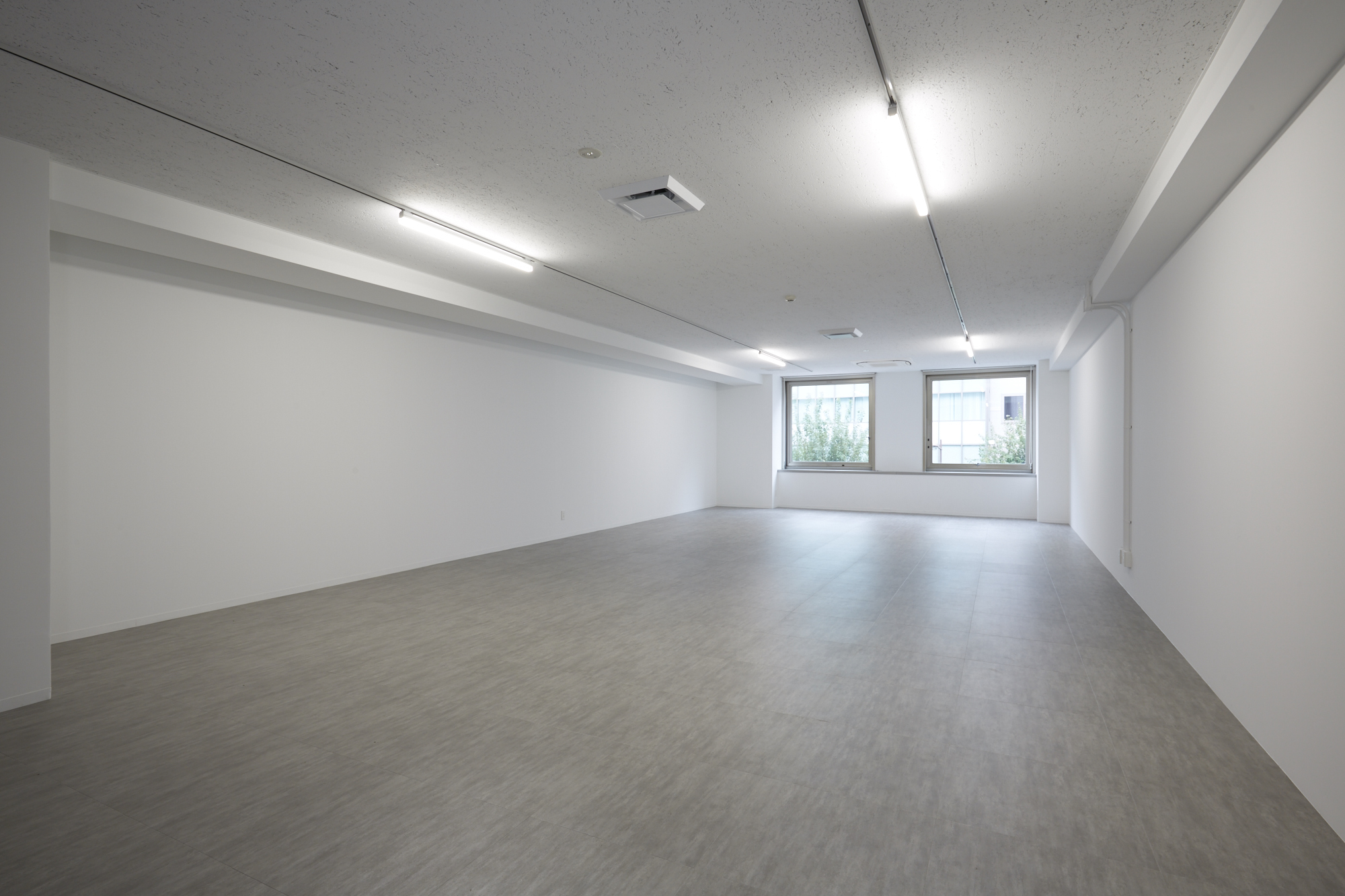 室内_実際の室内とは異なります_