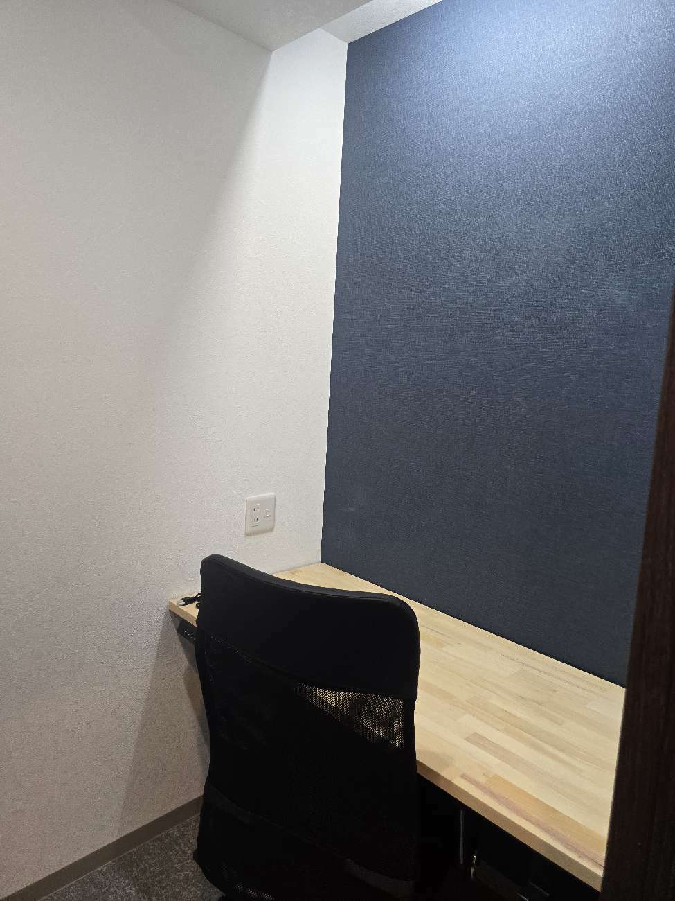 専有部_個室。インターネット環境を完備しています。