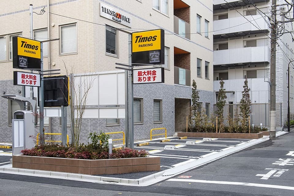 外観_西武新宿駅から徒歩5分に位置しています。※画像はイメージです。