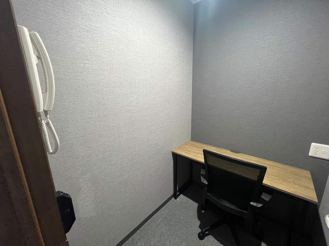 専有部_個室。追加料金なしで登記可能です。