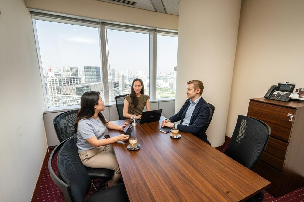 会議室_10分単位の重量課金制でご利用いただけます
