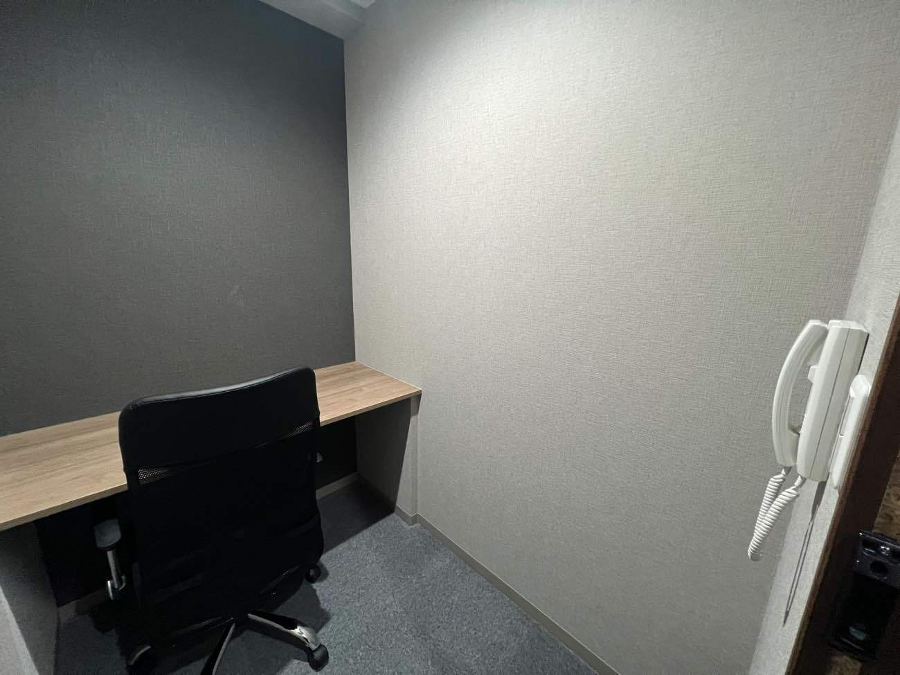 専有部_個室。インターネット環境を完備しています。