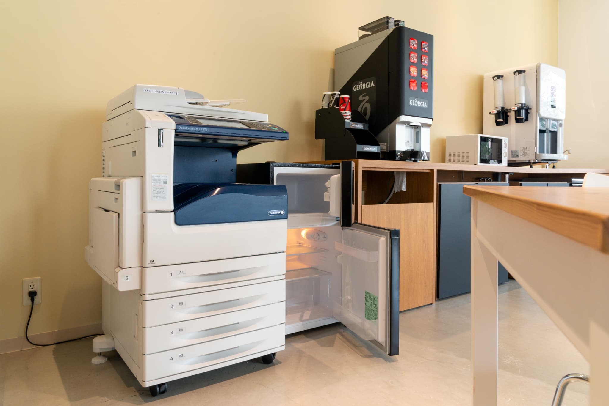 複合機｜使った分だけ、賃料とまとめてお支払い。コピー・スキャン・FAX送信などが可能です。