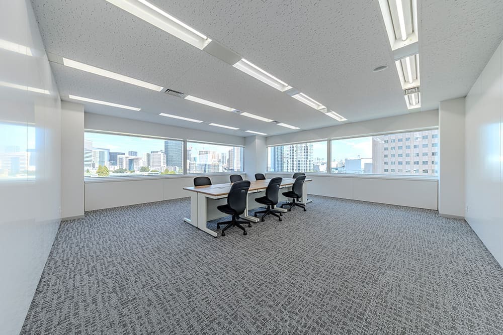 専有部_個室。自然光が入る窓ありのお部屋もあります。