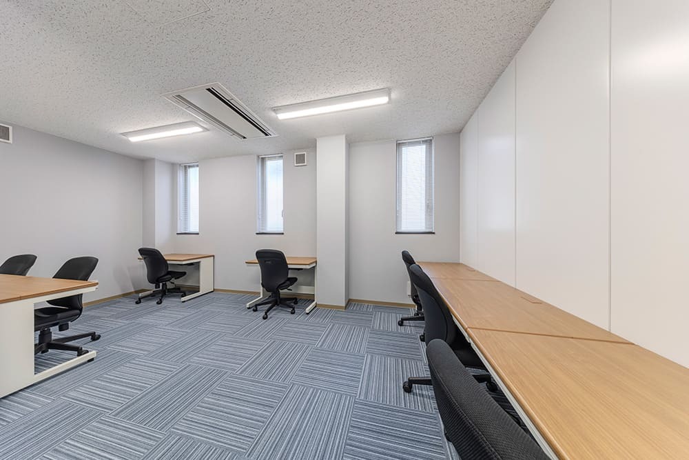 専有部_個室。1～10名までの個室を用意しています。