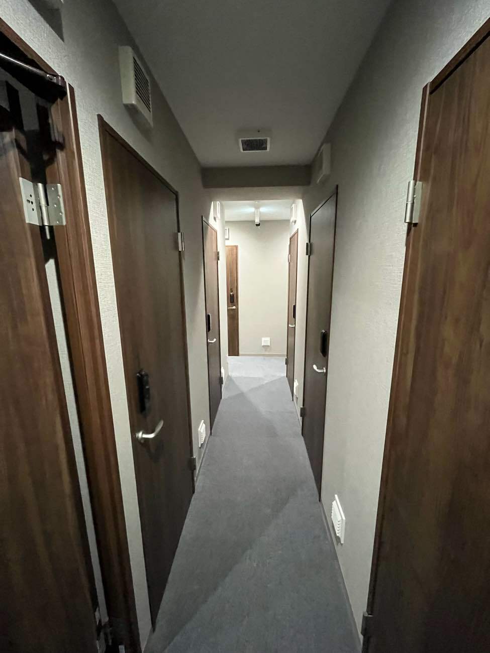 共有部_廊下。24時間使用可能です。