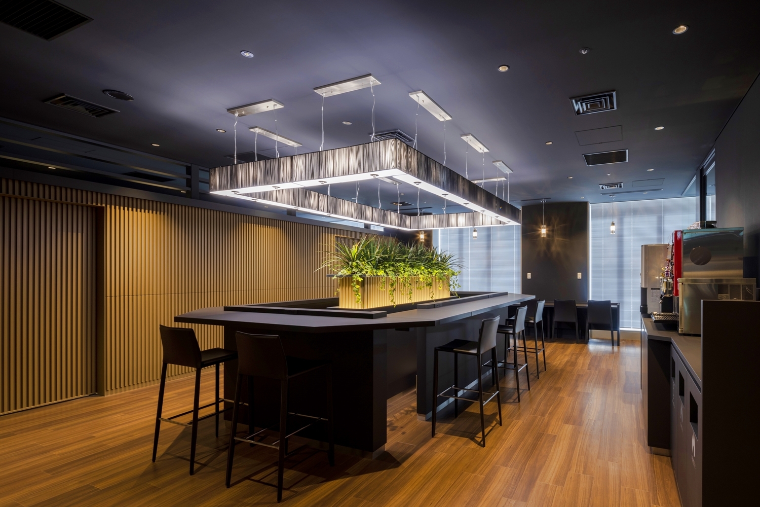 Nihonbashi_Cafe_Lounge_1_1500X1000