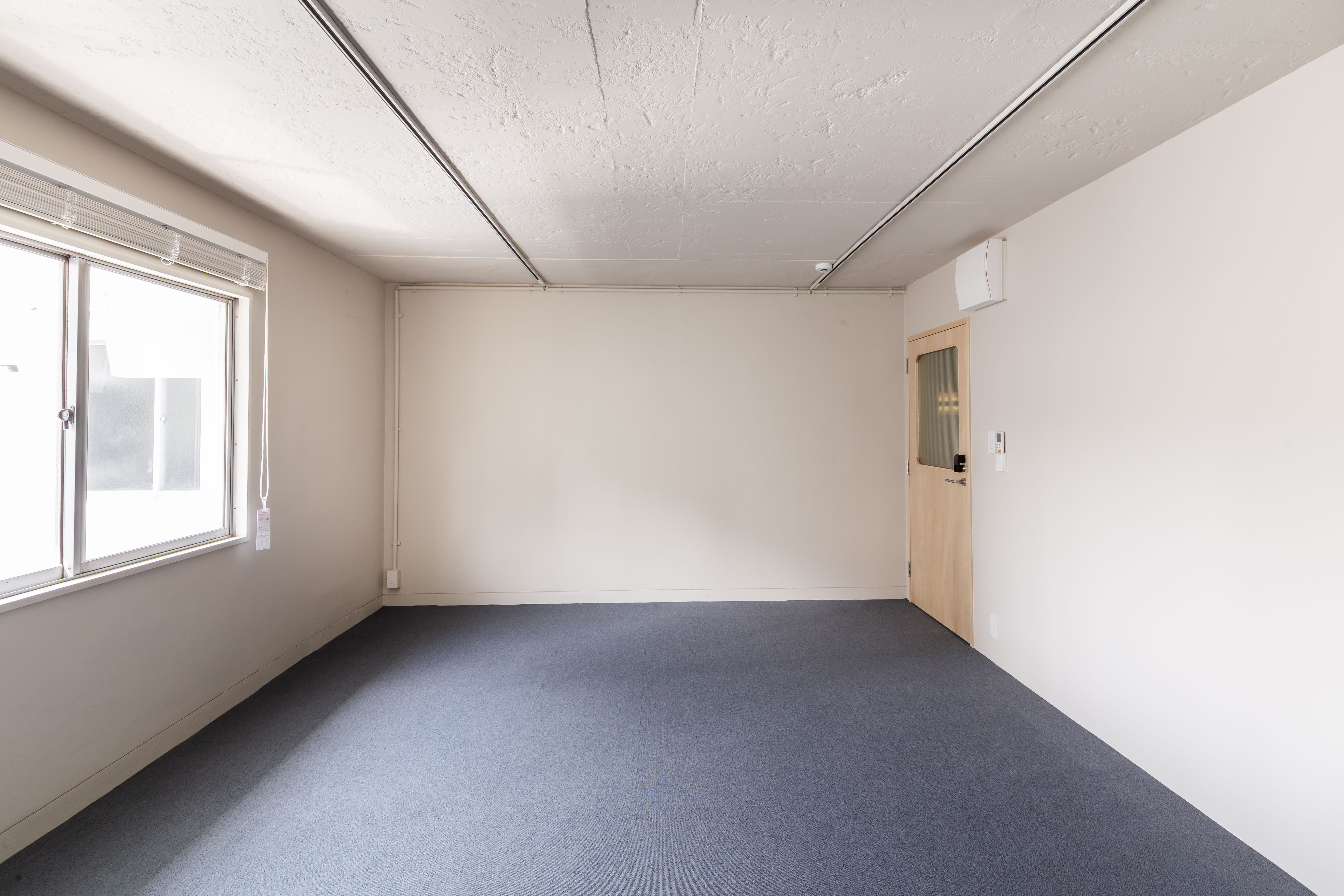 NEUK_OFFICE401_IMG_2916