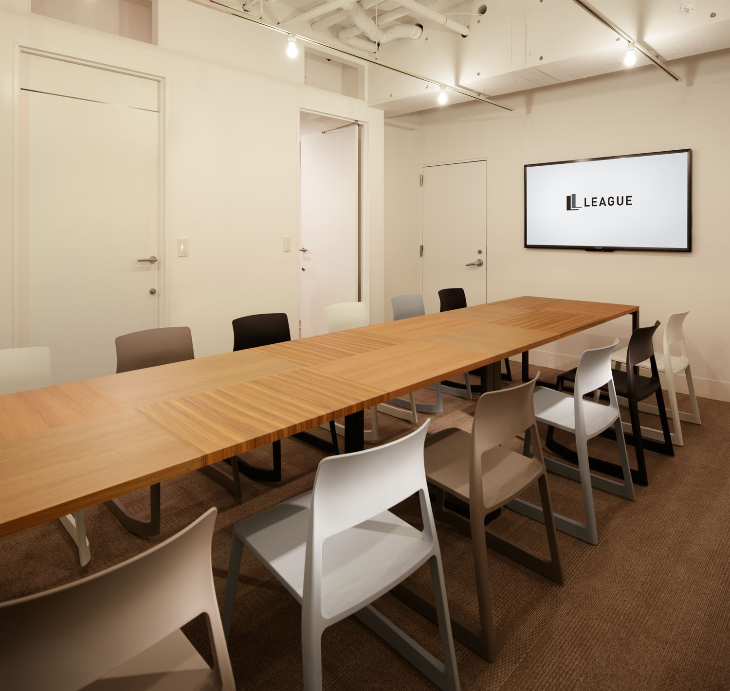 _LEAGUE銀座_12名用会議室