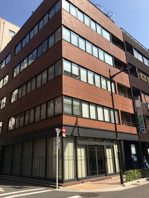 外観_デザイン性の高いオシャレな外観となっています。