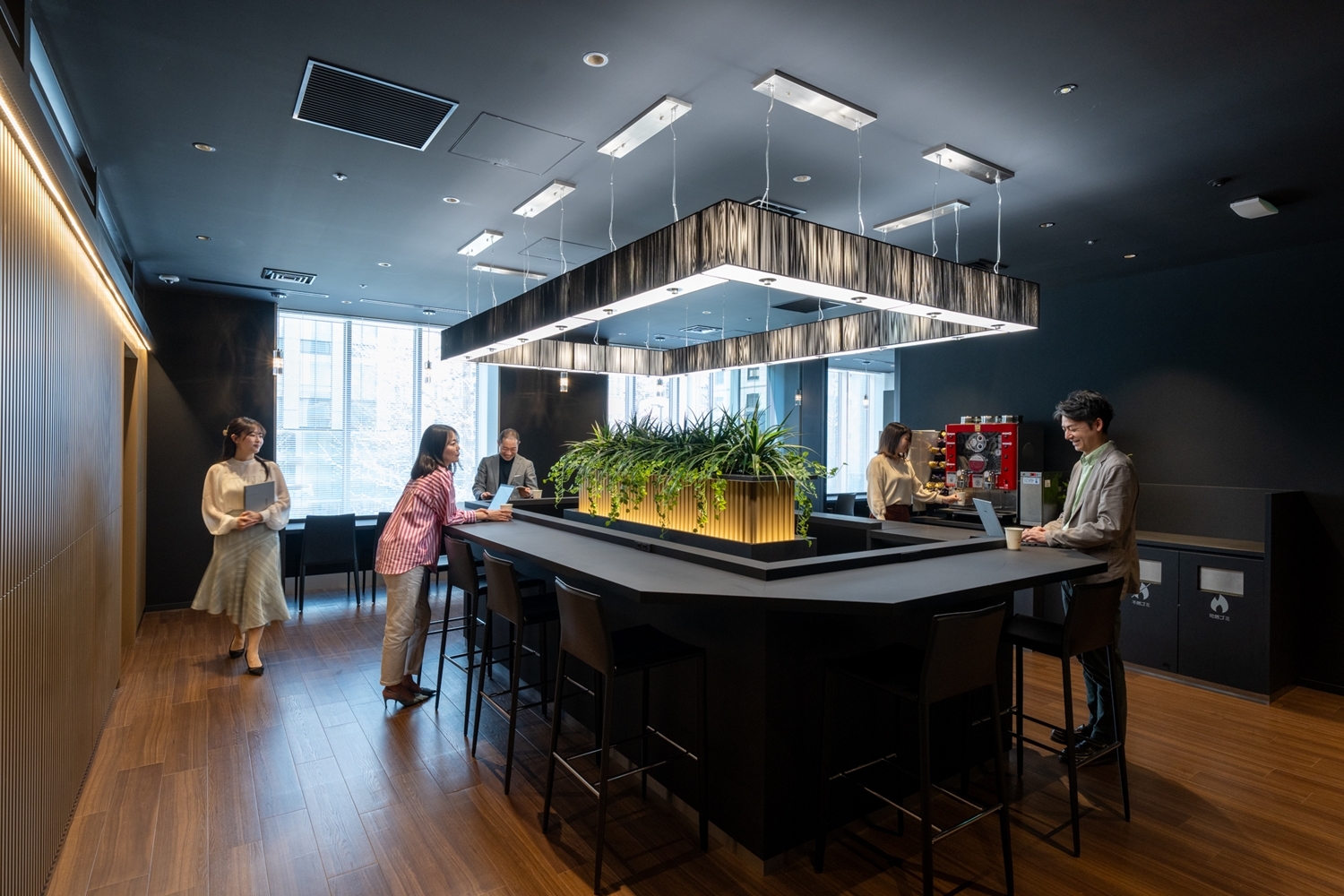 img_nihonbashi_cowork-lounge-1500X1000
