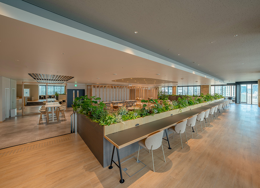 共用部_ビル共用ラウンジ。テナント企業専用のラウンジもあります。