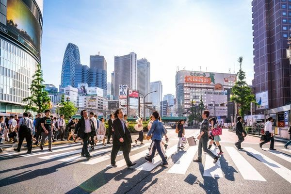外観_新宿駅直結のハイグレードオフィスです