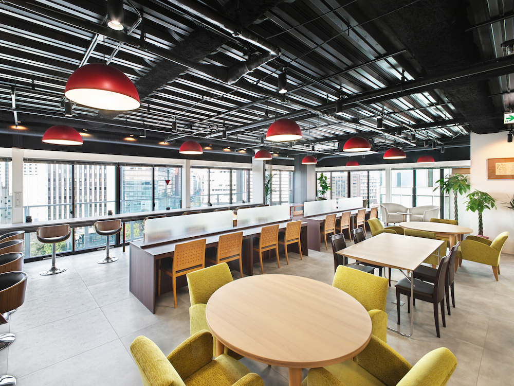 フリースペース_ご来訪のお客様にも好印象なグレードの高いラウンジです