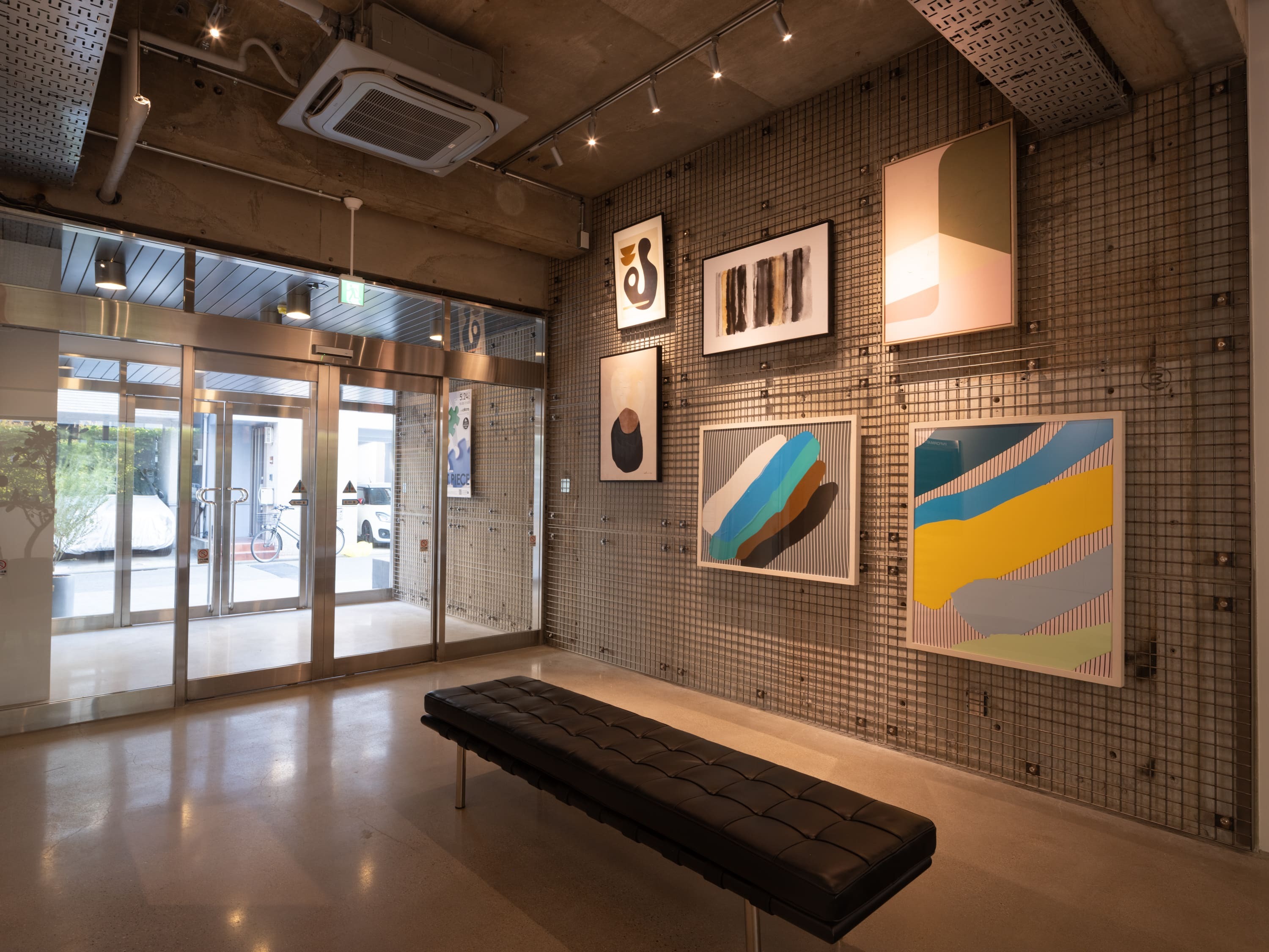 ART GALLERY