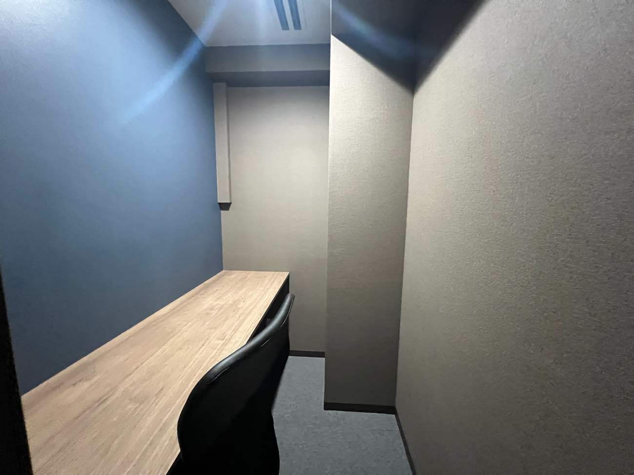 専有部_個室。インターネット環境を完備しています。