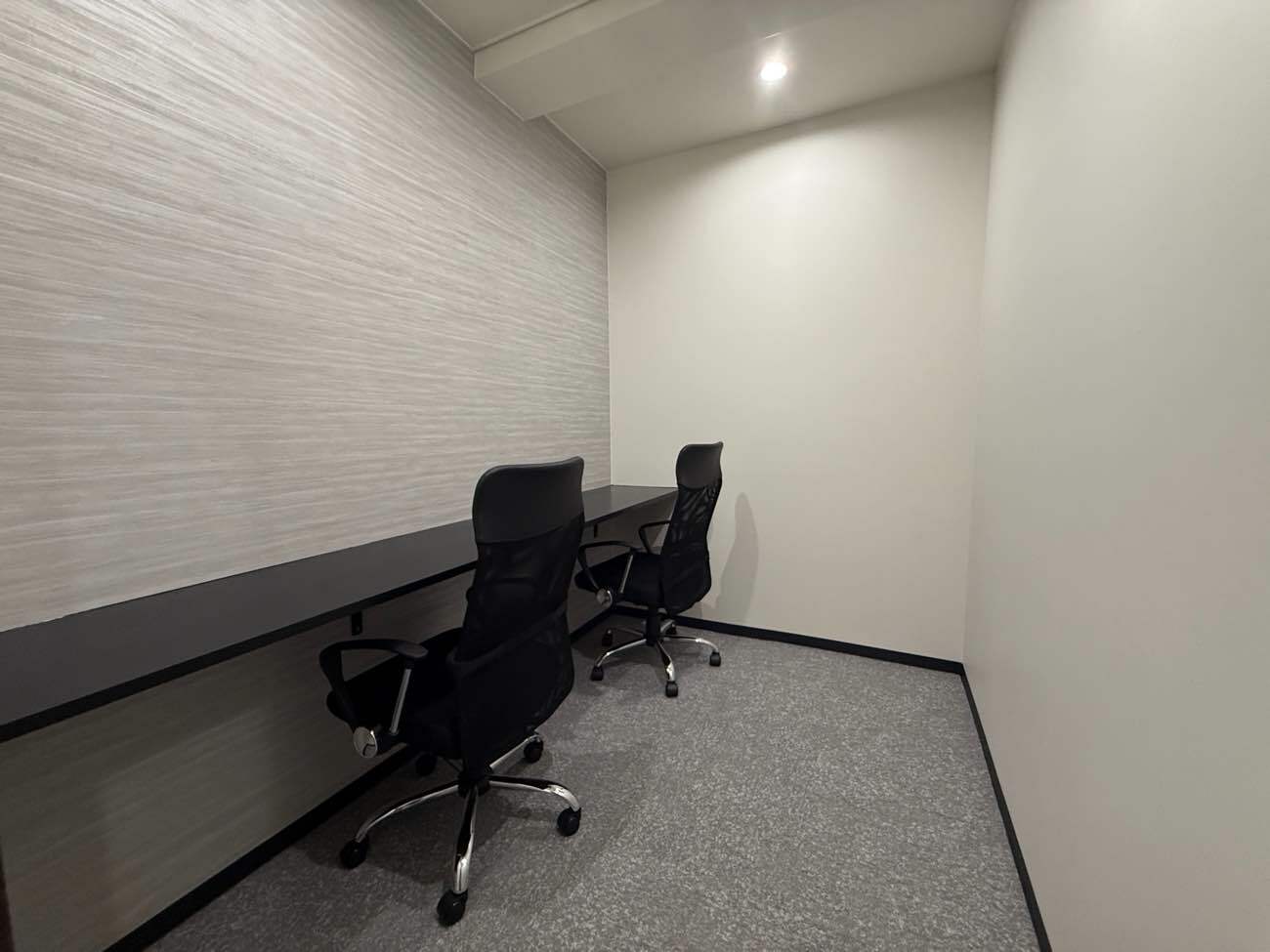 専有部_個室。追加料金なしで登記可能です。