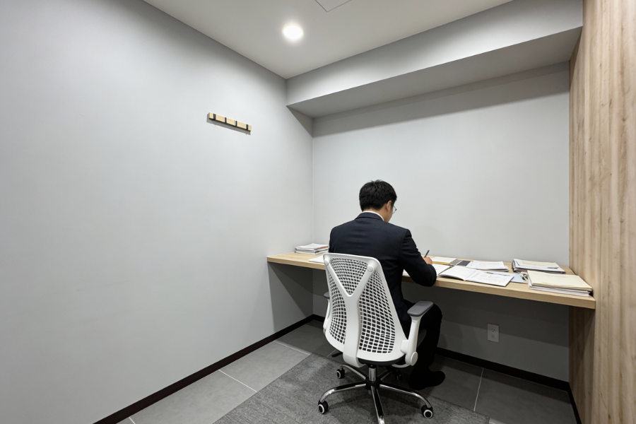 専有部_個室。インターネット環境完備です。