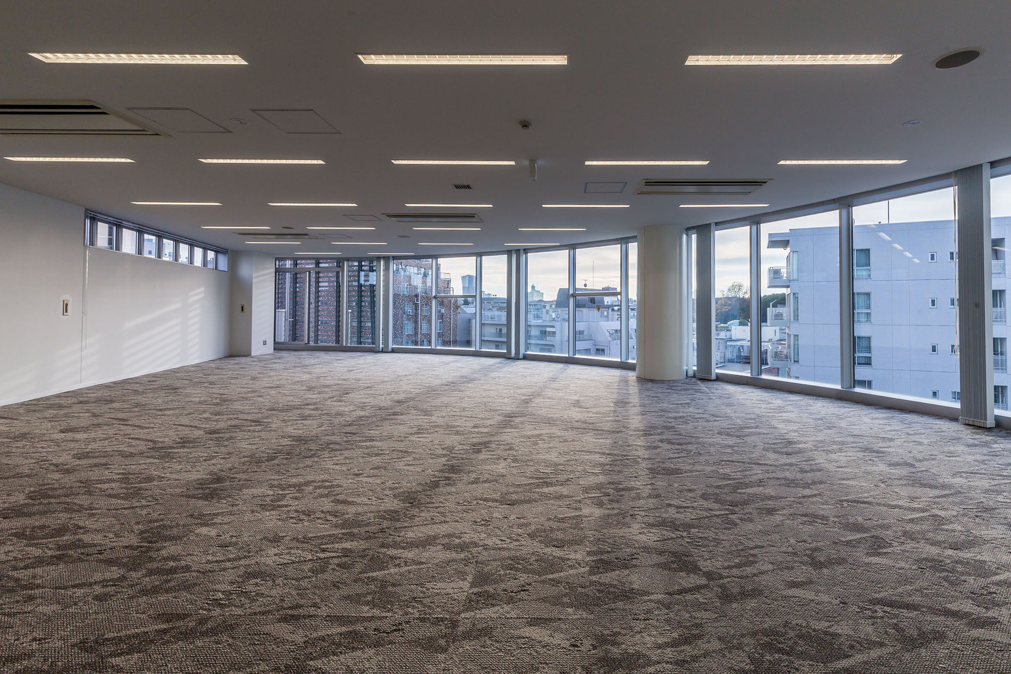 専有部（同仕様、別フロアの写真となります）