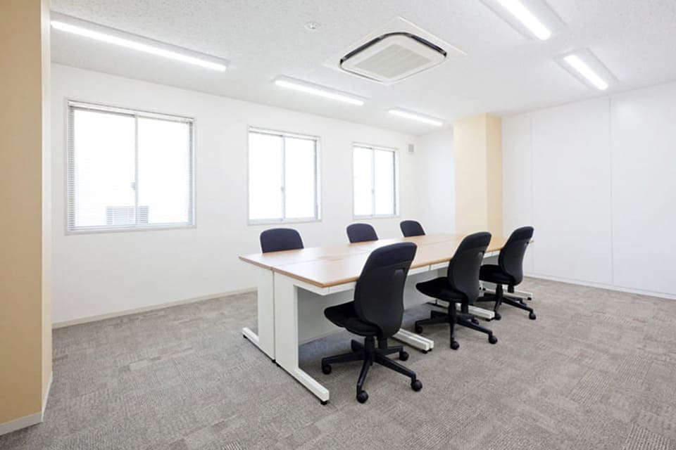 専有部_個室。12名までの個室を用意しています。