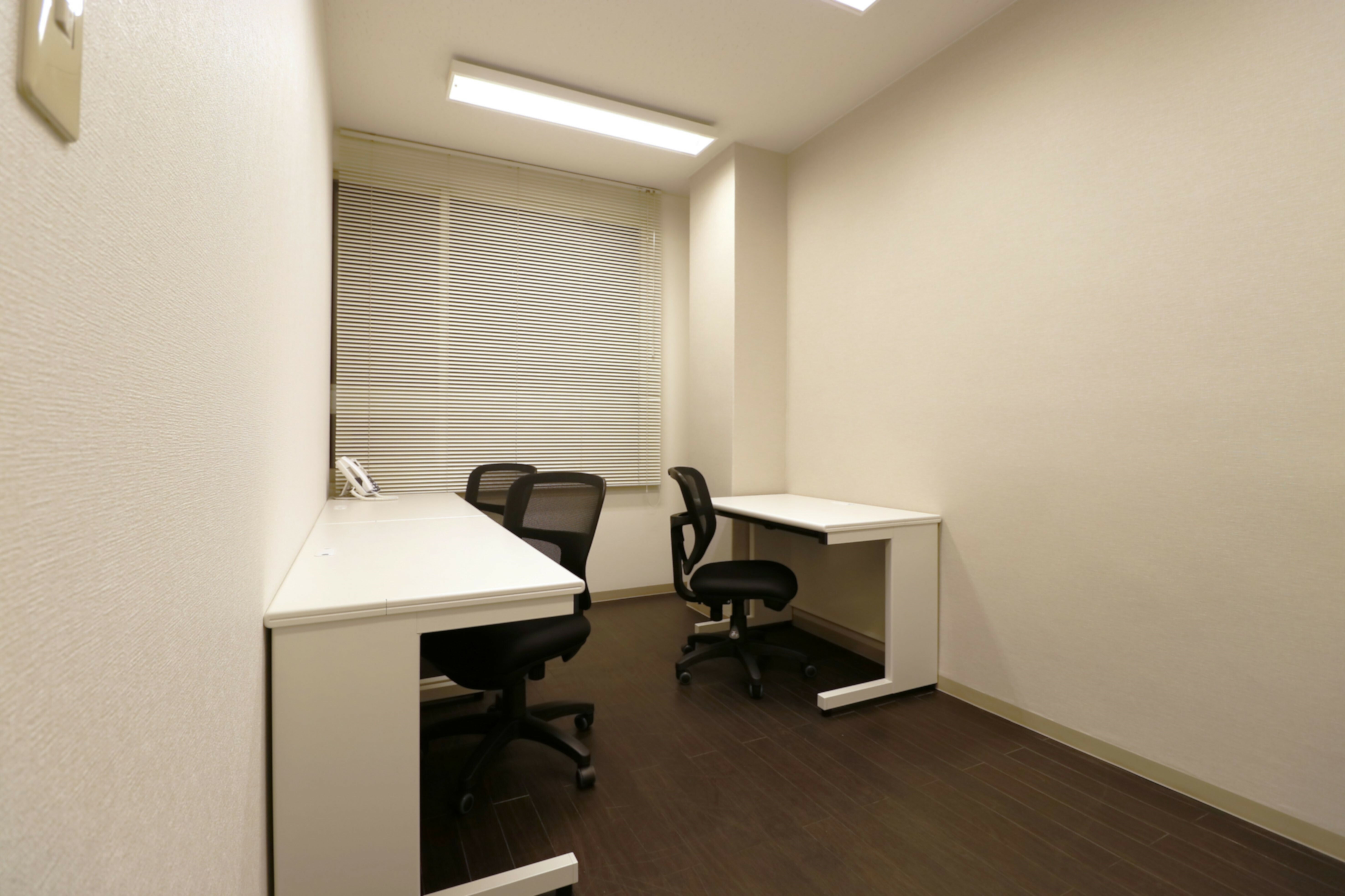 ３名用レンタルオフィス