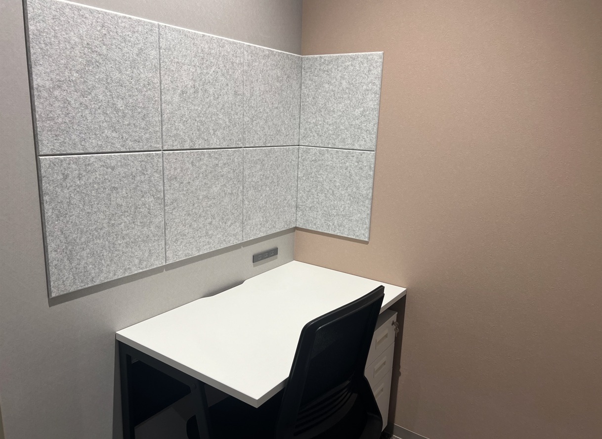 専有部_個室。家具付き、Wi-Fi完備ですぐに作業を始められます。※画像はイメージです。