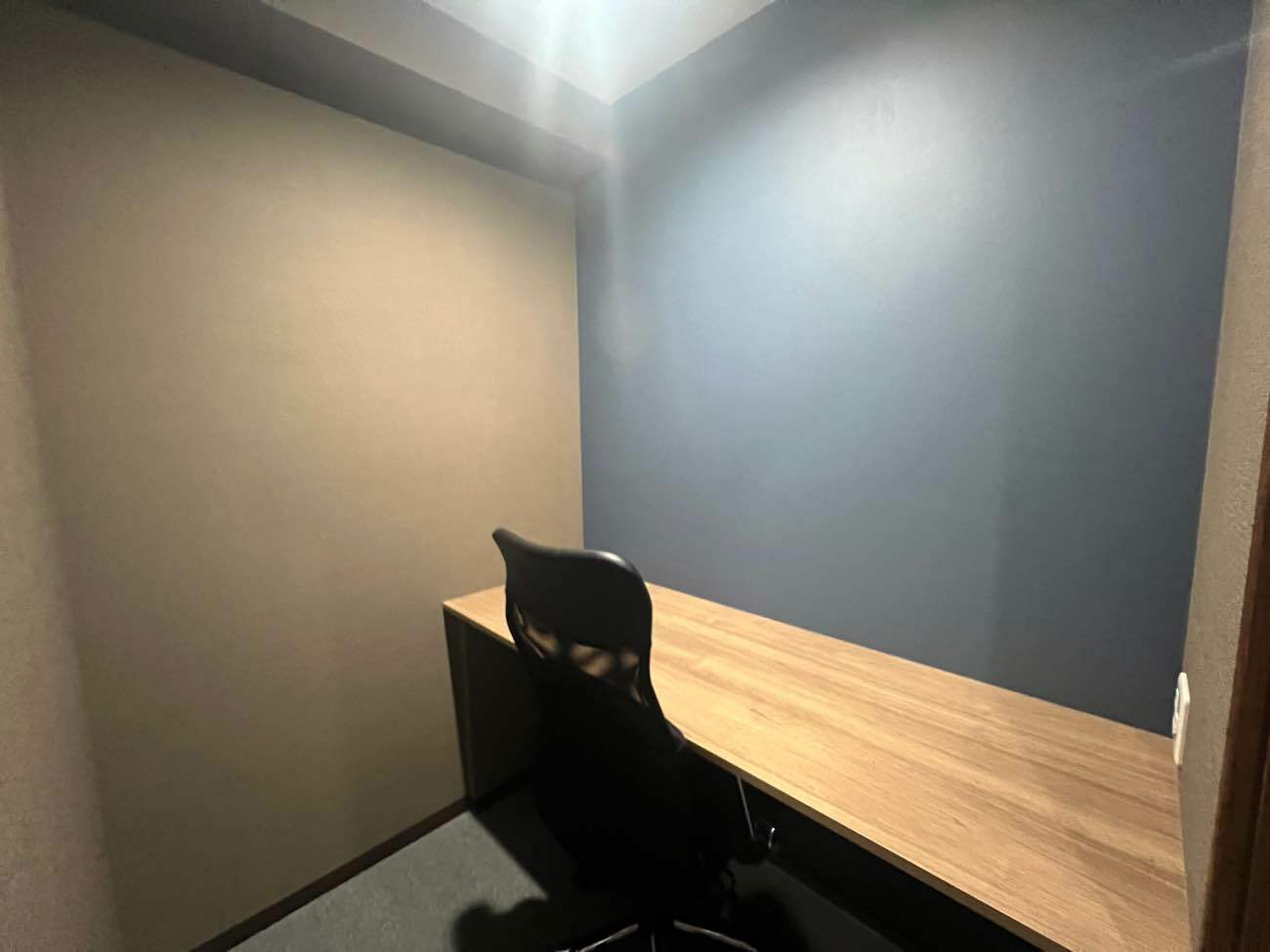 専有部_個室。インターネット環境を完備しています。