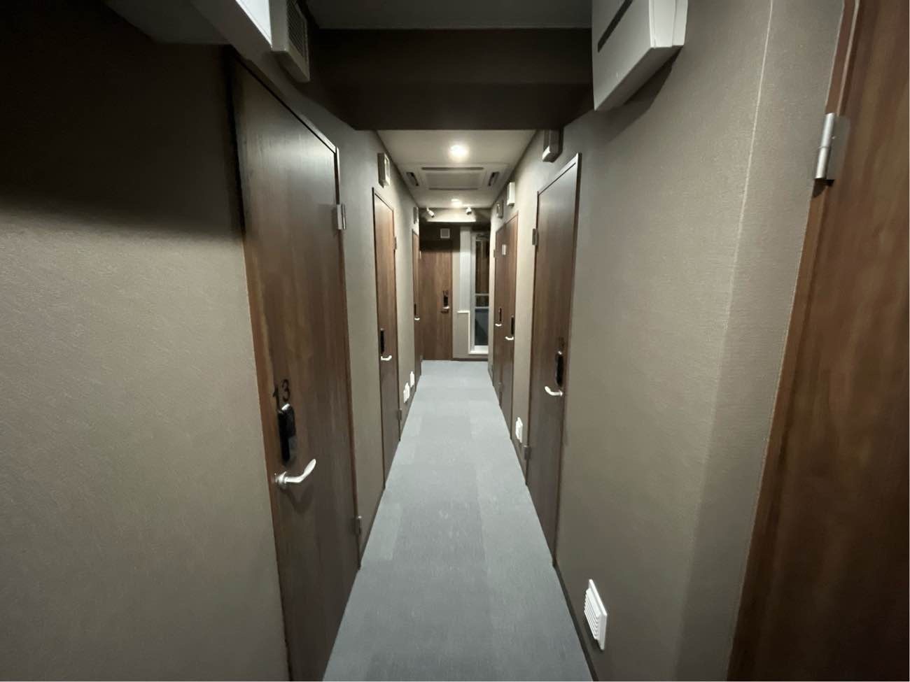 共有部_内観。インターネット環境を完備しています。