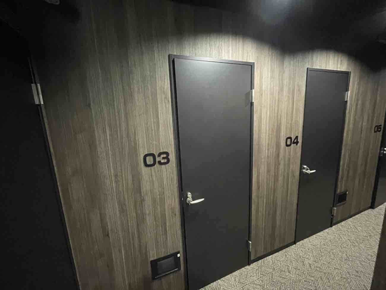 専有部_個室。インターネット環境を完備しています。