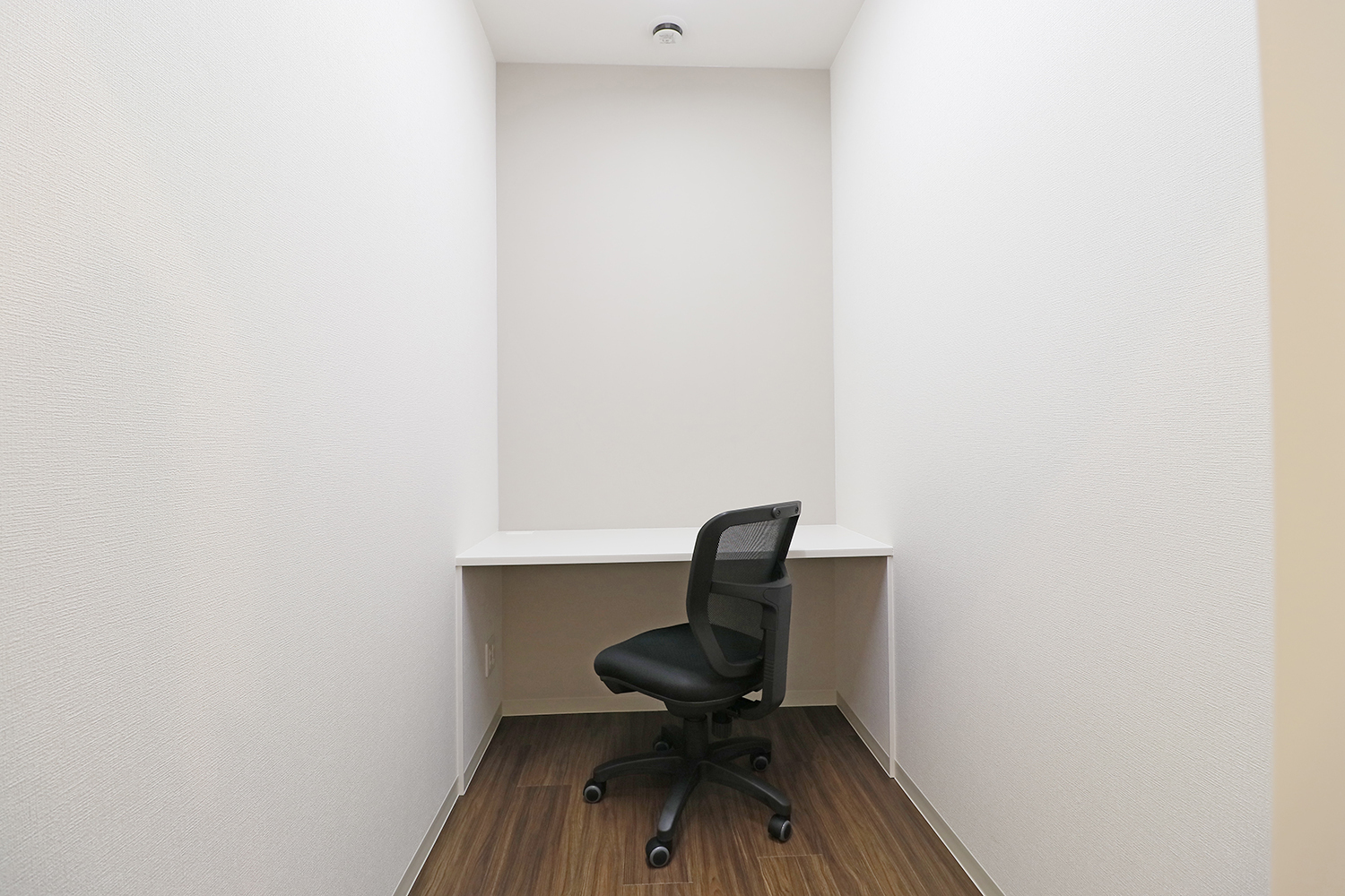 １名用レンタルオフィス