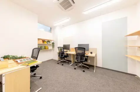 専有部_個室。1～3名の区画が用意されています。※画像はイメージです。©bizcomfort