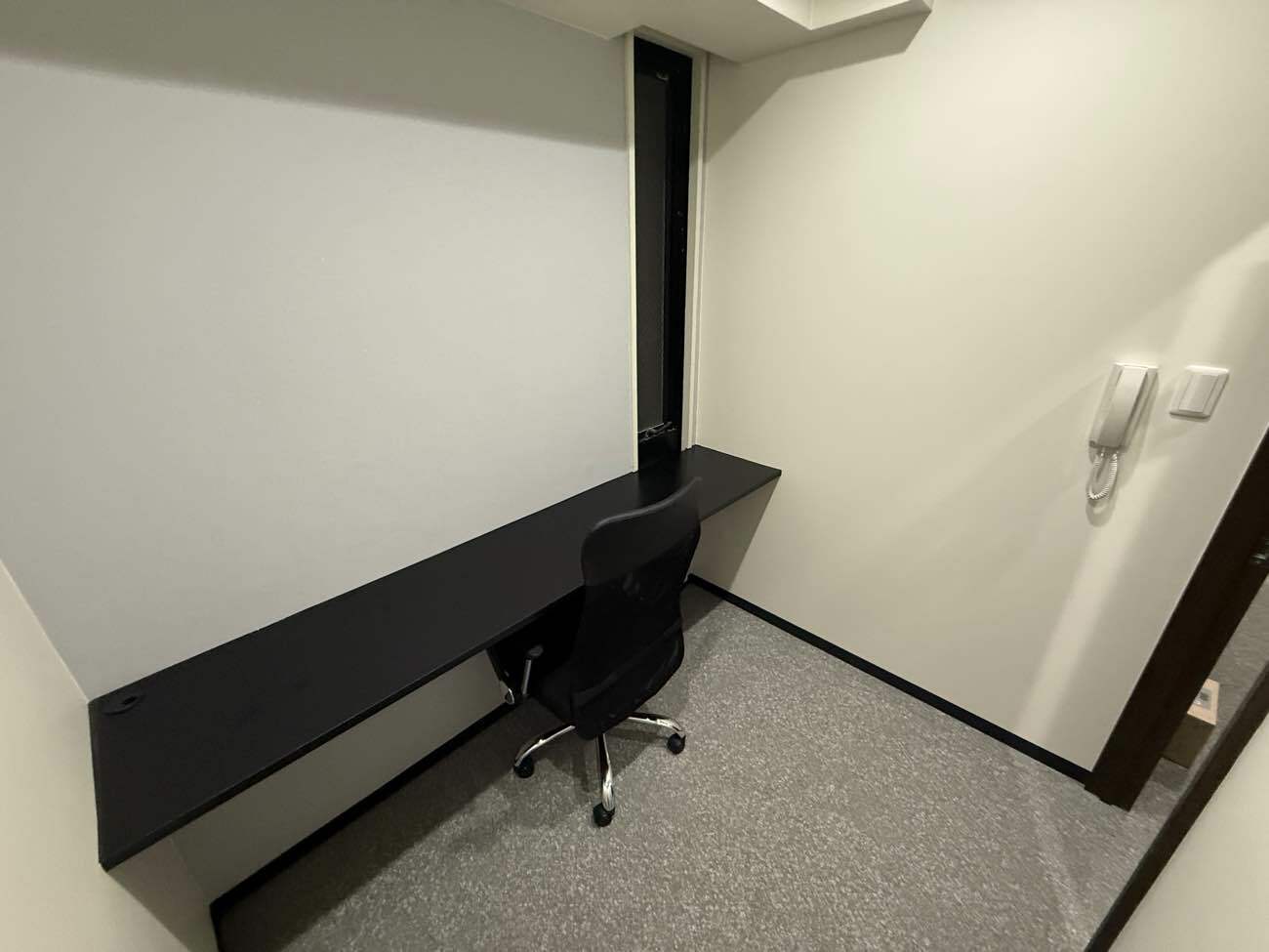 専有部_個室。追加料金なしで登記可能です。