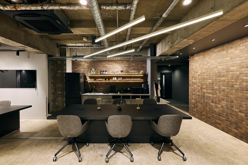 共有ラウンジ_コワーキング席