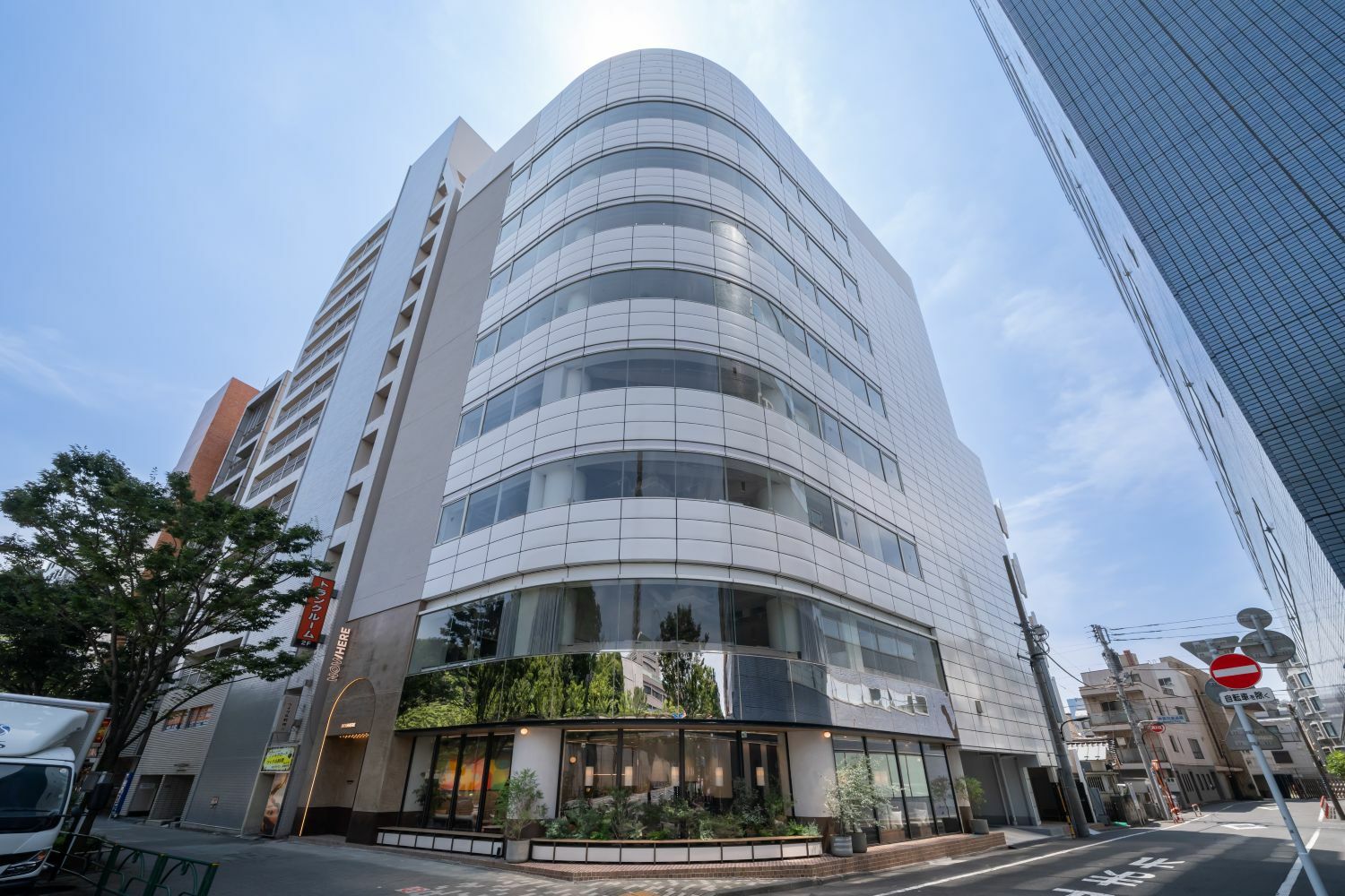 ノーウェア(NOW/HERE)新宿四谷